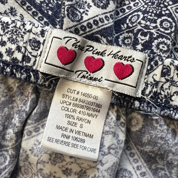 Three Pink Hearts Romper - Picture 7 of 7